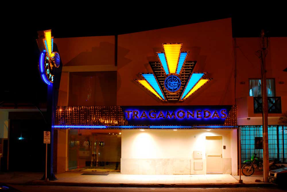 Fachada Puerto Deseado